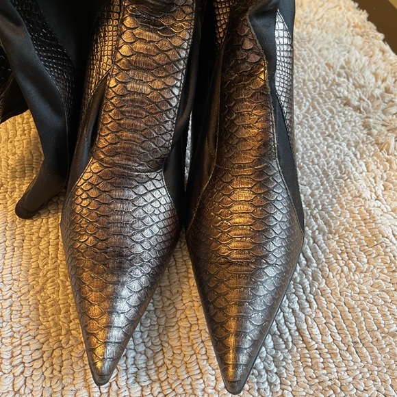The very sexy high heel boot - Picture 4 of 7